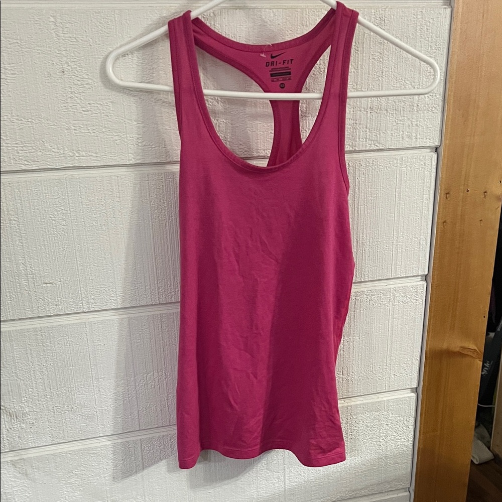 Nike Pink Fitted Sleeveless Tank Top